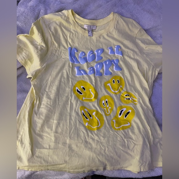 F21 graphic tee - Picture 2 of 3